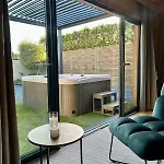 Cosy Lodgy Chalet Eslettes